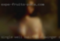 Single well built male old swinger Dacula looking for fun.